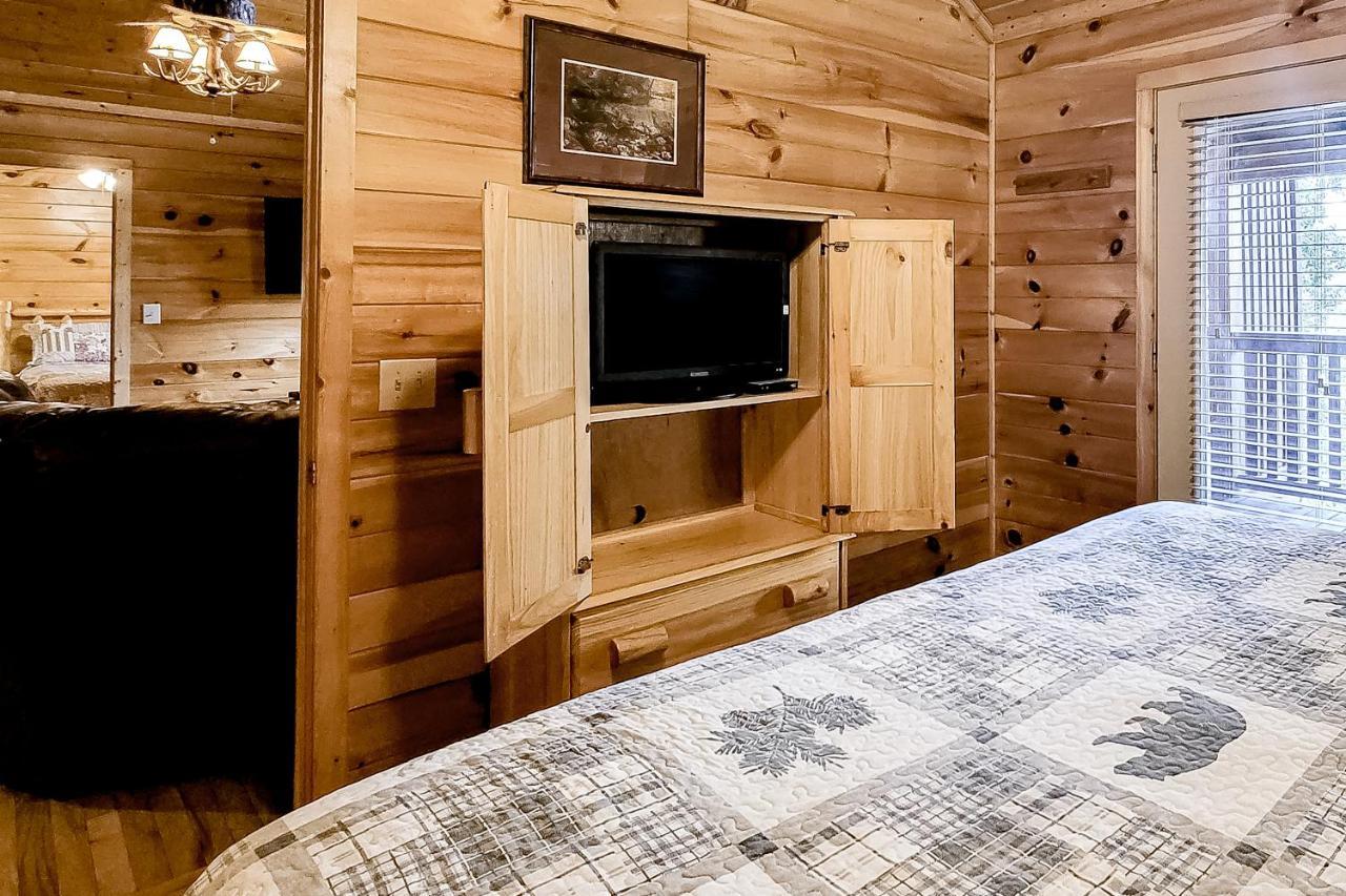 Вилла Hills Hideaway Севьервилл Экстерьер фото